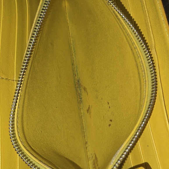Celine long zipper wallet with Yellow interior in leather (Authentic) - Picture 12 of 13